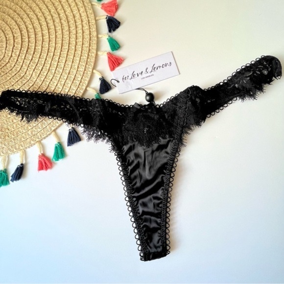 For Love And Lemons Faye Lace Thong Panty Black Large NEW